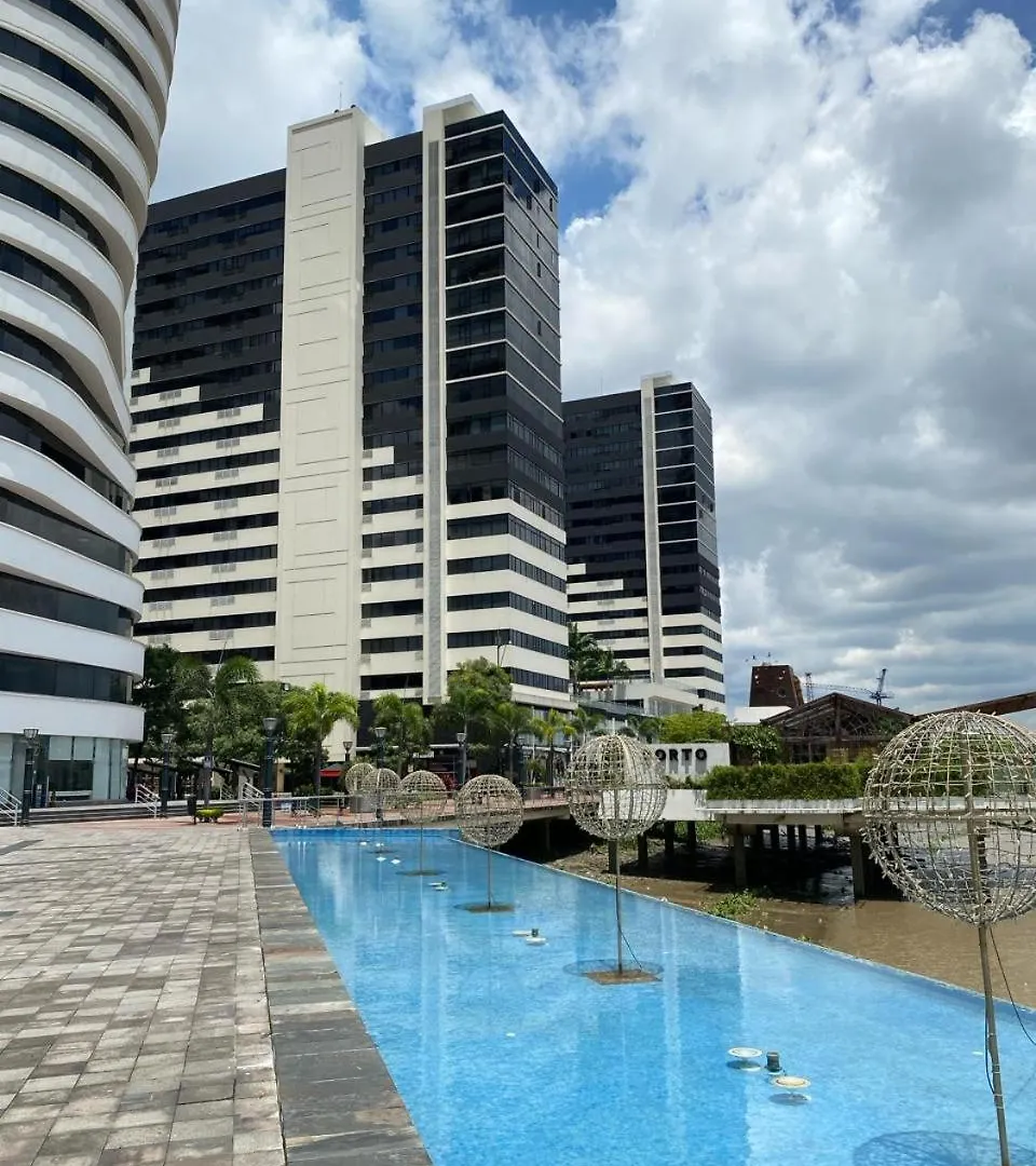 Puerto Santa Ana, Torres Bellini, 2 Dormitorios, Parqueo Guayaquil 0*,